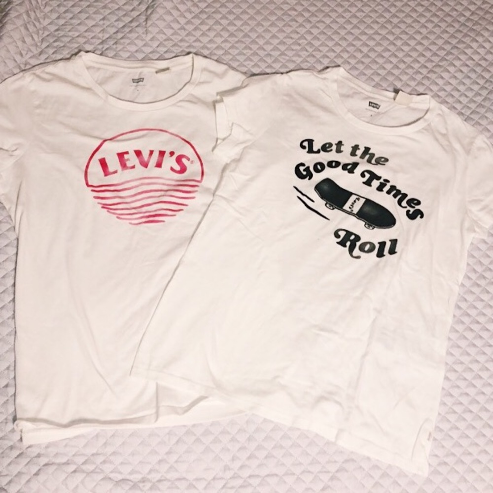 Levi’s T-shirt